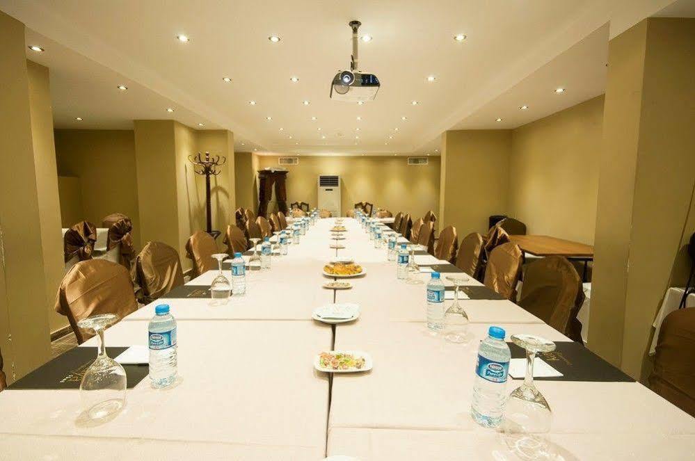אדאנה Kaya Premium Hotel מראה חיצוני תמונה